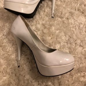 Charlotte Russe White Pumps Heels - Size 9